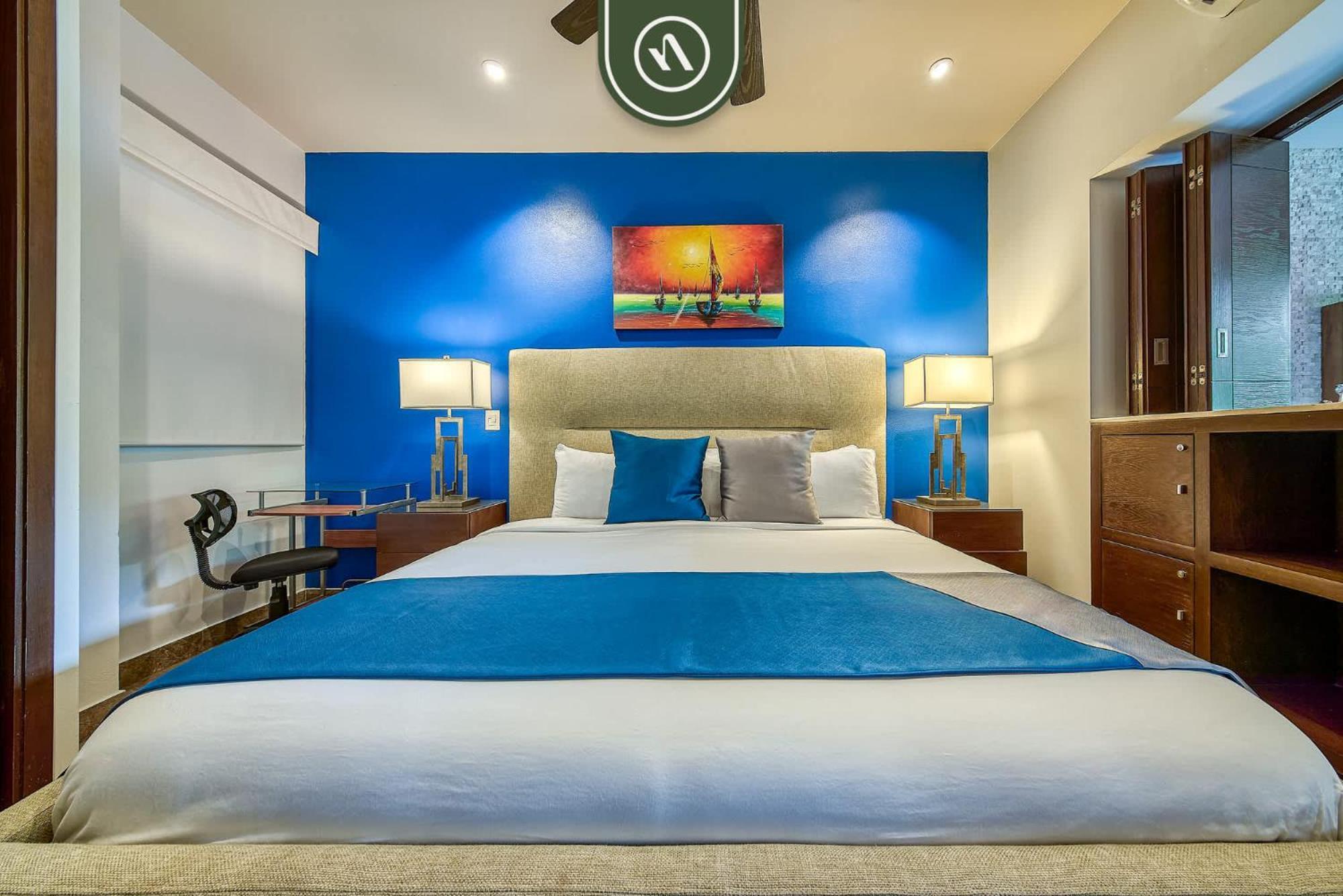 1 Bedroom - Amazing Sunsets Froom The Roof - Pool Apartment