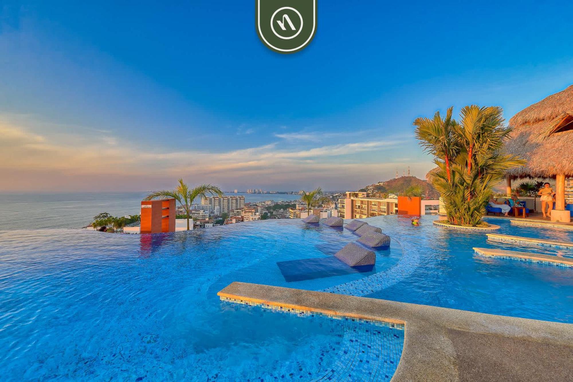 1 Bedroom - Amazing Sunsets Froom The Roof - Pool *